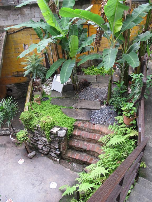 Acomodação com café da manhã  Casa Bananeiras Santa Teresa Rio de Janeiro